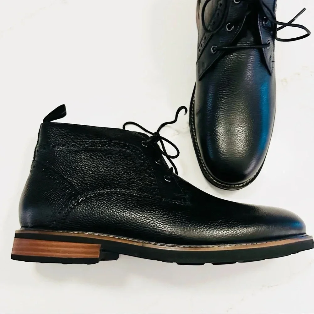 Nunn Bush Ozark Plain Toe Chukka Boot | Black Tumble | 8 Extra Wide